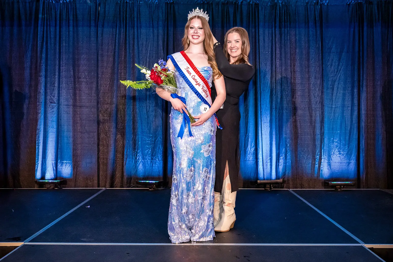 ventura-county-event-photographer Miss Conejo Valley pageant winner at Ventura County event venue.